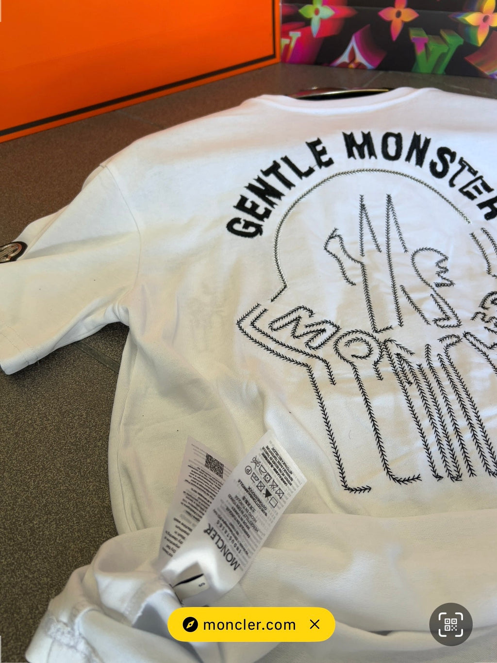 T-Shirt Moncler Over Fit Gentle Monster White