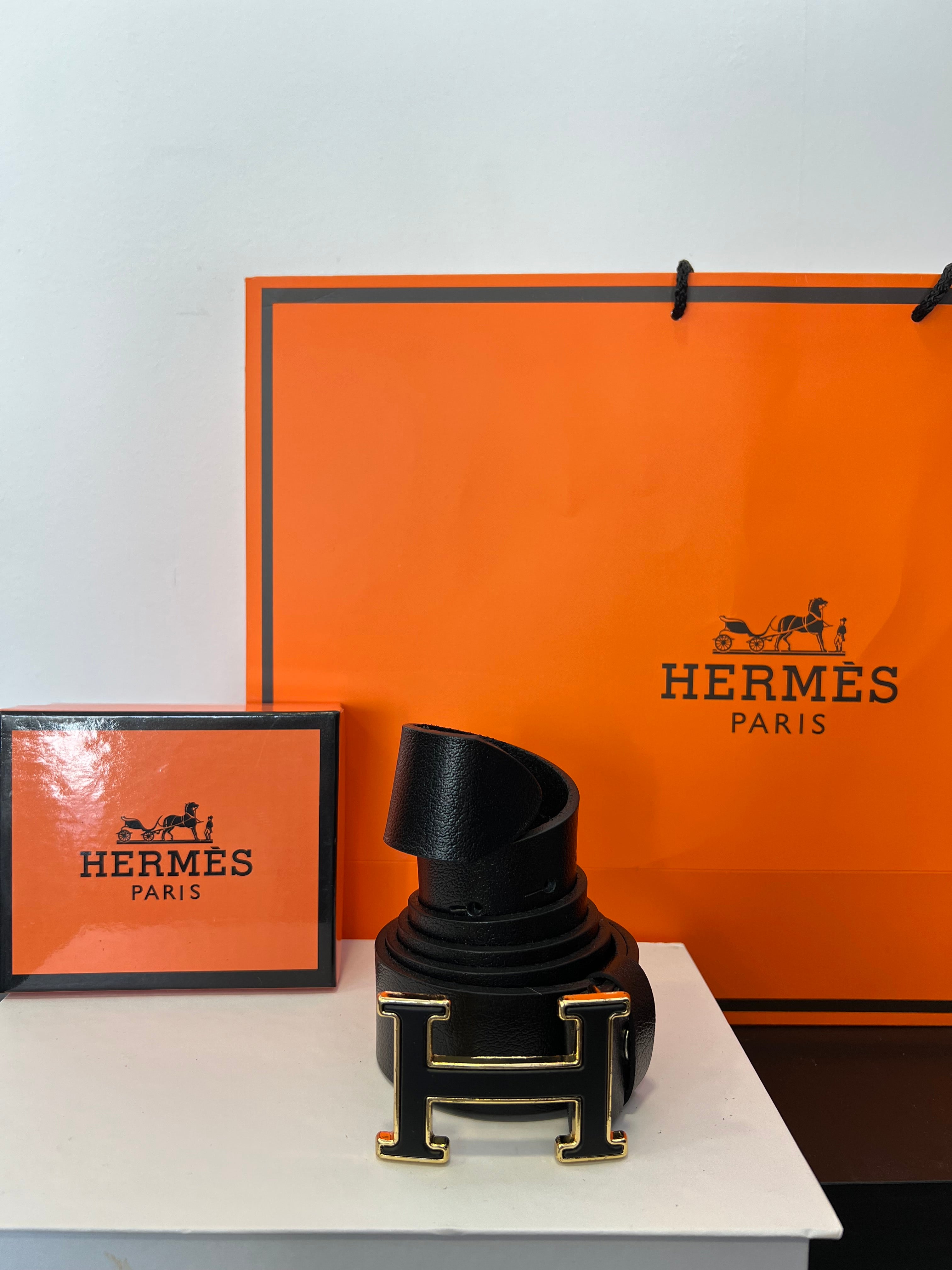 Hermes Belt Black/Gold